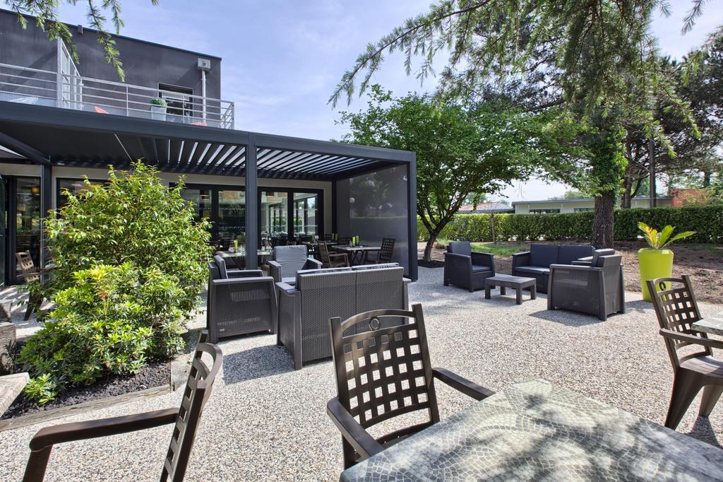 Logis Hotel Restaurant & Spa Au Comte D'Ornon Gradignan Exterior photo